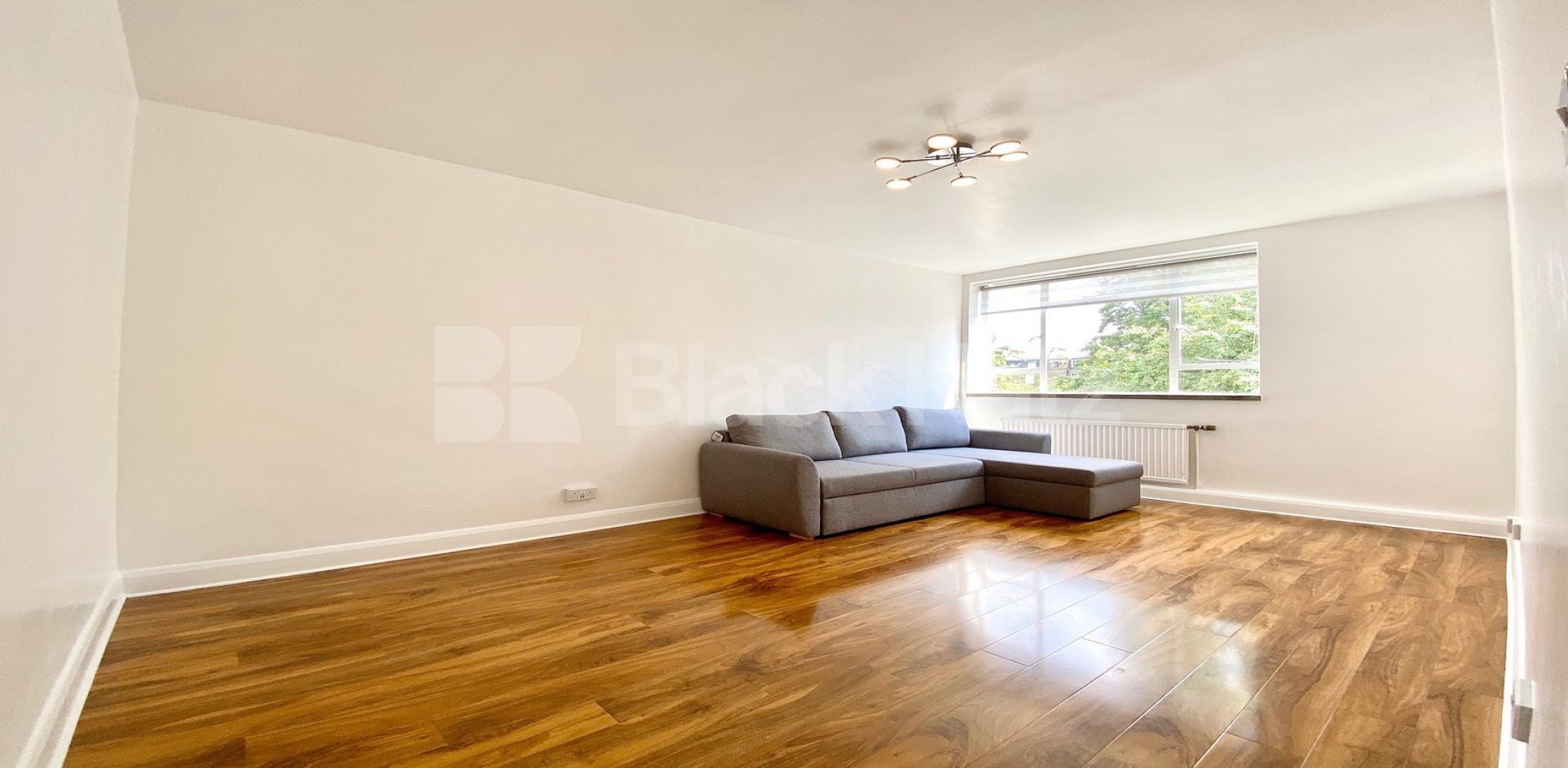 			VIRTUAL TOUR AVAILABLE!, 2 Bedroom, 1 bath, 1 reception Apartment			 Cruikshank Street, ANGEL-KINGS CROSS